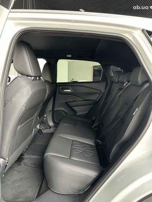 Nissan Qashqai 2025 белый - фото 13