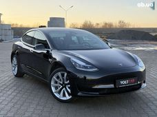 Продаж вживаних Tesla Model 3 2019 року - купити на Автобазарі