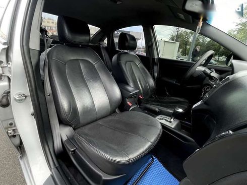 Hyundai Elantra 2011 - фото 11