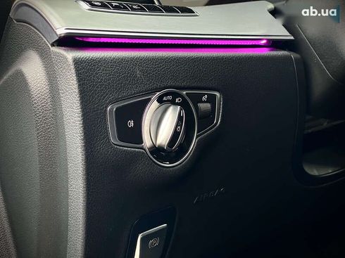 Mercedes-Benz CLS-Класс 2019 - фото 17