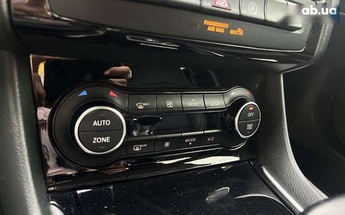 Infiniti QX30 2018 - фото 23