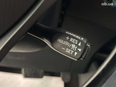 Toyota C-HR 2019 - фото 25