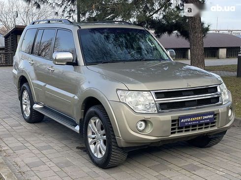 Mitsubishi Pajero Wagon 2014 - фото 4