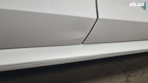 Skoda Octavia 2021 - фото 15