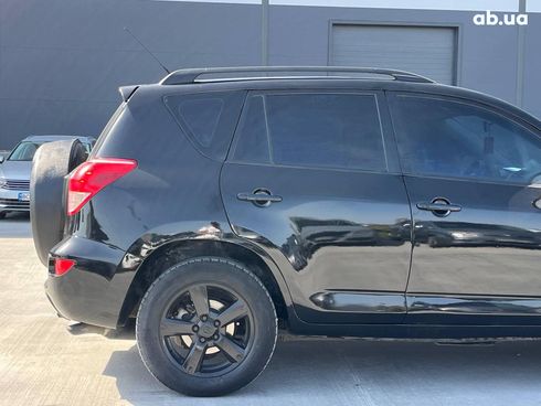 Toyota RAV4 2006 черный - фото 9