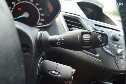 Ford Fiesta 2013 - фото 24