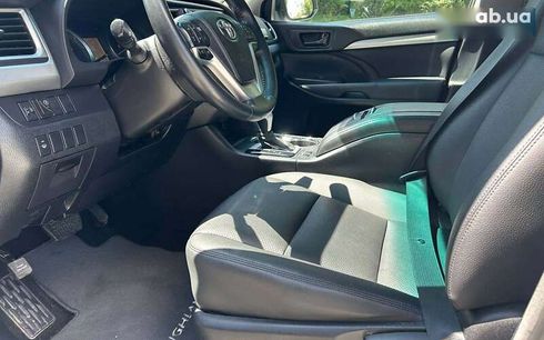 Toyota Highlander 2015 - фото 10