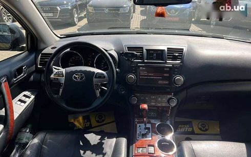 Toyota Highlander 2011 - фото 12