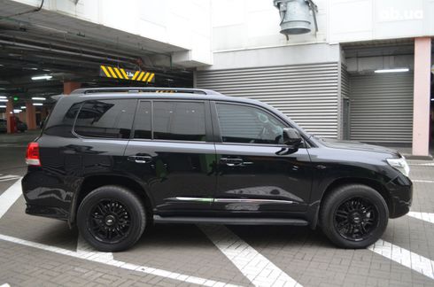 Toyota Land Cruiser 2010 черный - фото 8
