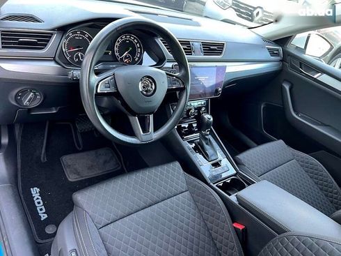 Skoda Superb 2019 - фото 22