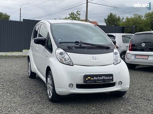 Peugeot iOn 2014 - фото 13