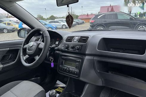 Skoda Fabia 2009 - фото 21