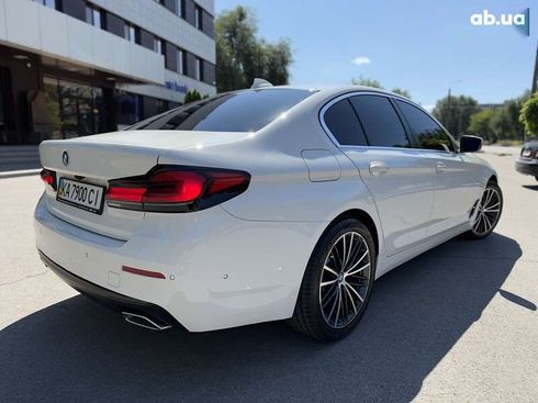 BMW 5 серия 2020 - фото 8