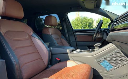 Volkswagen Touareg 2023 - фото 24