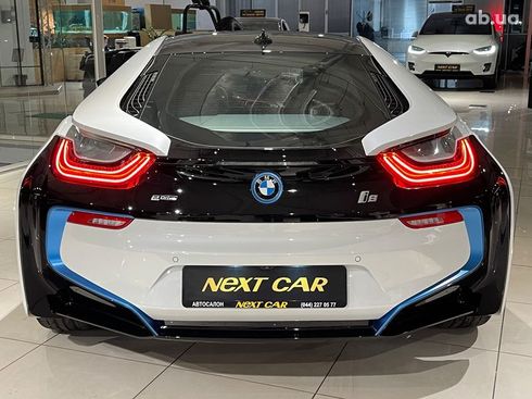 BMW i8 2014 - фото 7