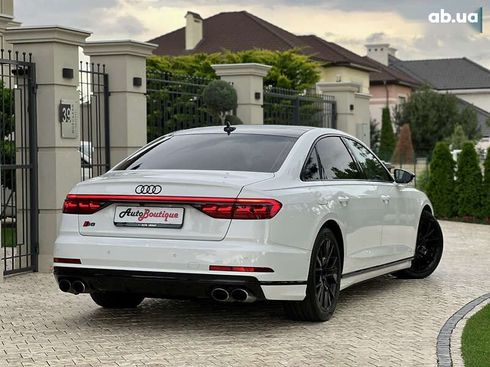 Audi S8 2020 - фото 20