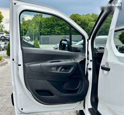 Citroёn Berlingo 2022 - фото 17
