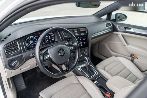 Volkswagen e-Golf 2018 - фото 25