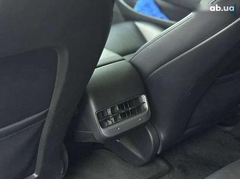 Tesla Model 3 2022 - фото 25