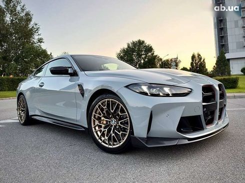BMW M4 2025 - фото 14