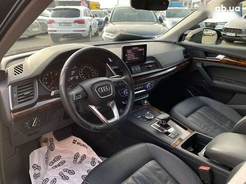 Audi Q5 2017 - фото 11