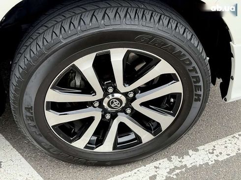 Toyota Land Cruiser 2019 - фото 27