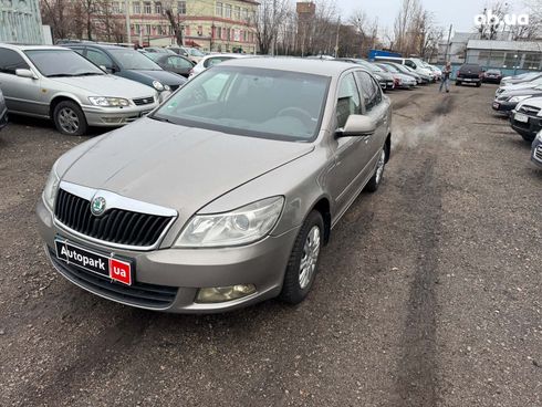 Skoda octavia a5 2011 бежевый - фото 2