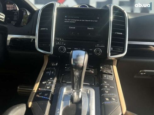 Porsche Cayenne 2017 - фото 21