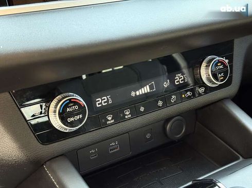 Mitsubishi Outlander 2021 - фото 24