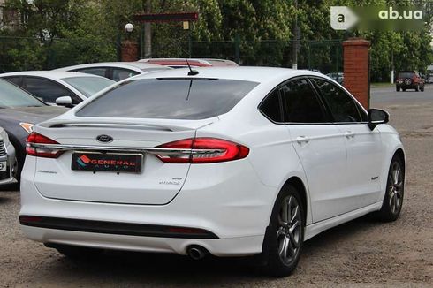 Ford Fusion 2016 - фото 10