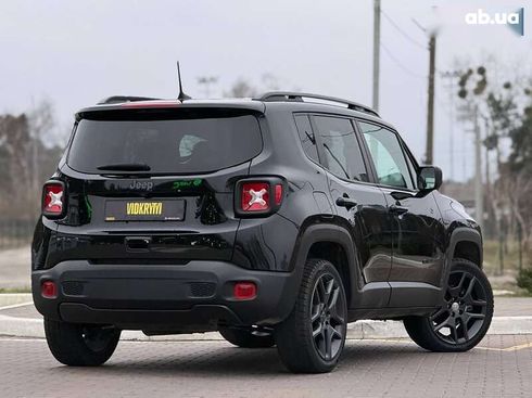 Jeep Renegade 2021 - фото 13