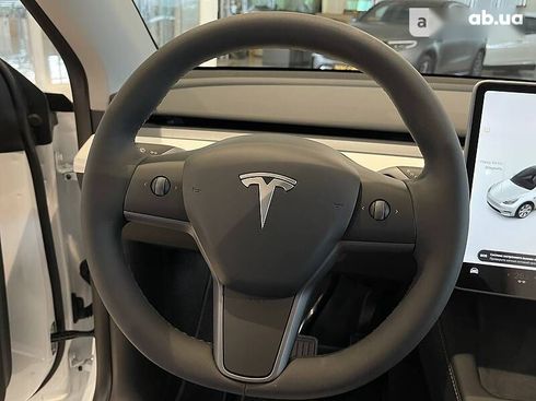 Tesla Model Y 2022 - фото 28