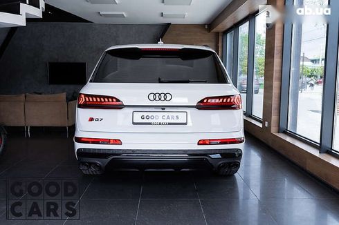 Audi SQ7 2021 - фото 20