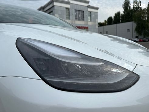 Tesla Model Y 2022 белый - фото 11