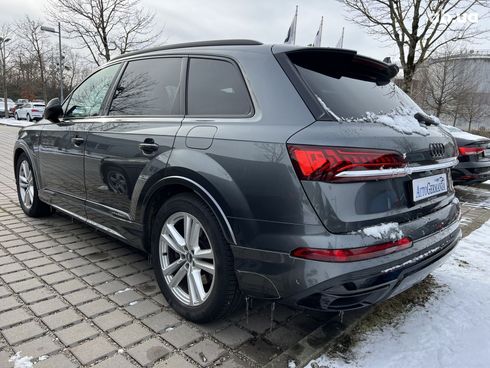 Audi Q7 2020 - фото 8