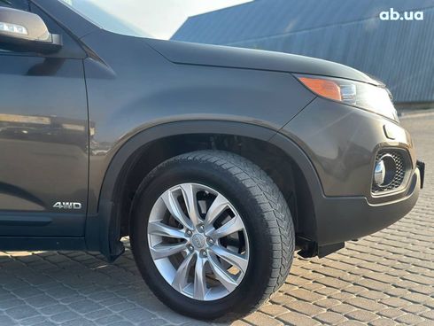 Kia Sorento 2010 коричневый - фото 13