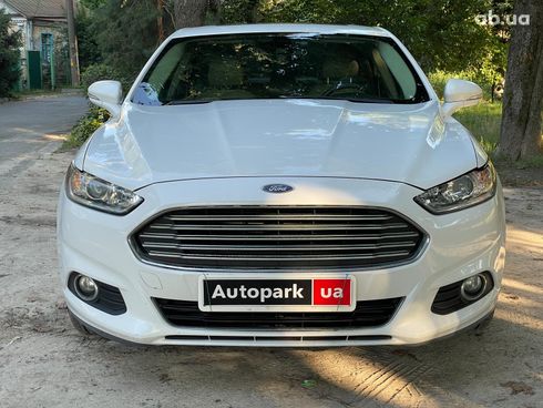 Ford Fusion 2015 белый - фото 3