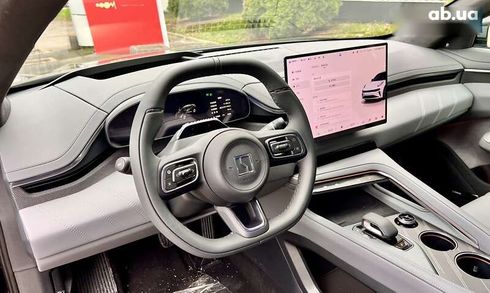 Zeekr 001 2025 - фото 20