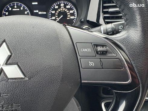 Mitsubishi Outlander 2017 черный - фото 22