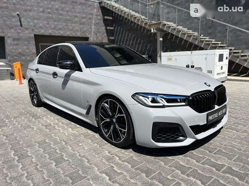 BMW 5 серия 2020 - фото 8