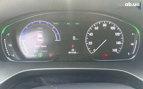 Honda Insight 2018 - фото 10