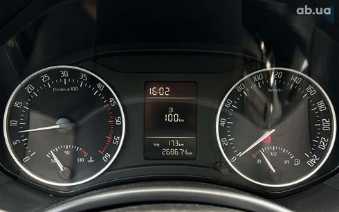 Skoda Octavia 2010 - фото 17
