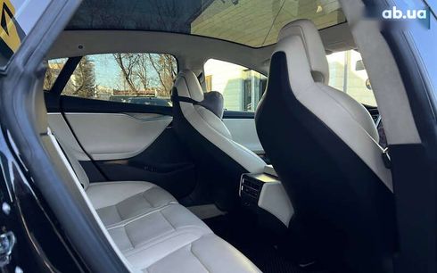 Tesla Model S 2018 - фото 30