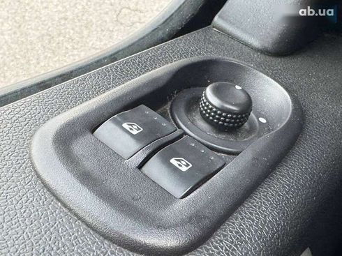 Renault Master 2017 - фото 12