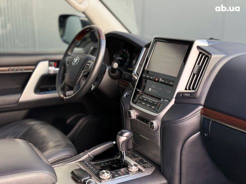 Toyota land cruiser 200 2016 белый - фото 30