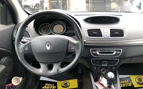 Renault Megane 2012 - фото 17