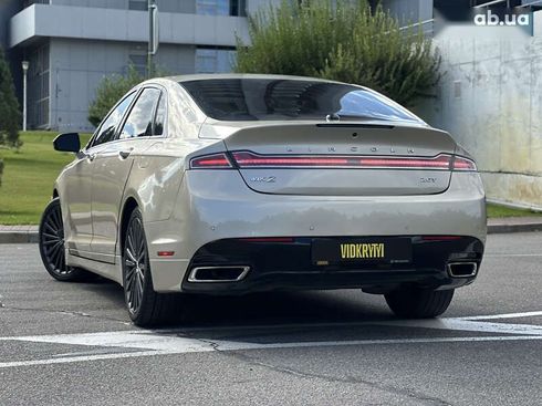 Lincoln MKZ 2017 - фото 16
