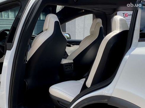 Tesla Model X 2019 - фото 17
