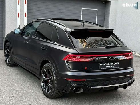 Audi RS Q8 2020 - фото 21