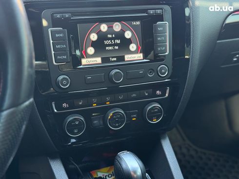 Volkswagen Jetta 2015 серый - фото 26